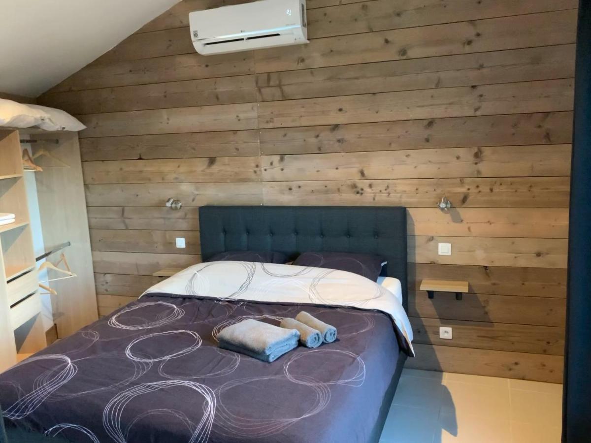 Chambre D'Hotes Naturiste Le Jardin Des Hirondelles Blanzaguet-Saint-Cybard Exterior foto