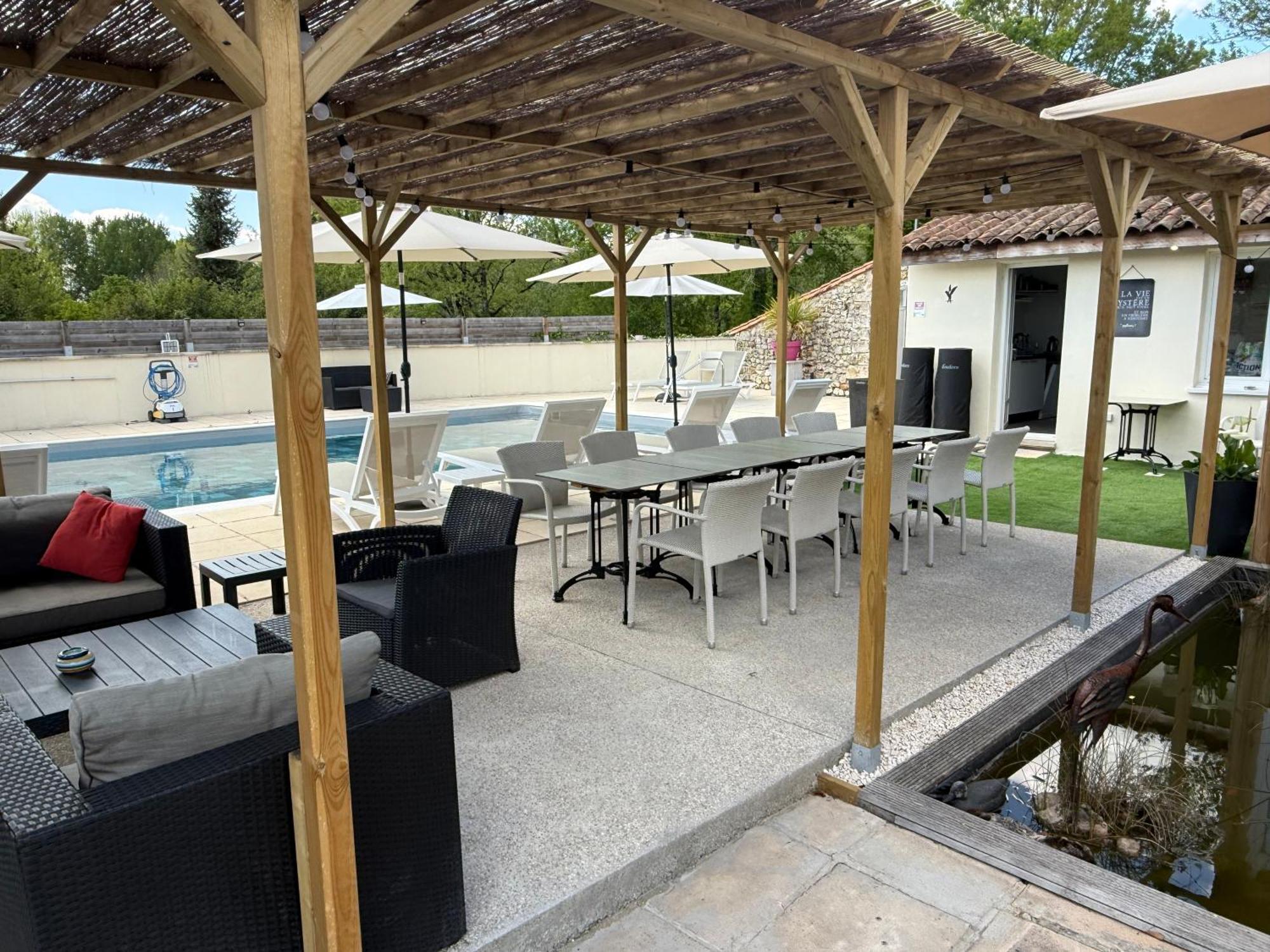Chambre D'Hotes Naturiste Le Jardin Des Hirondelles Blanzaguet-Saint-Cybard Exterior foto